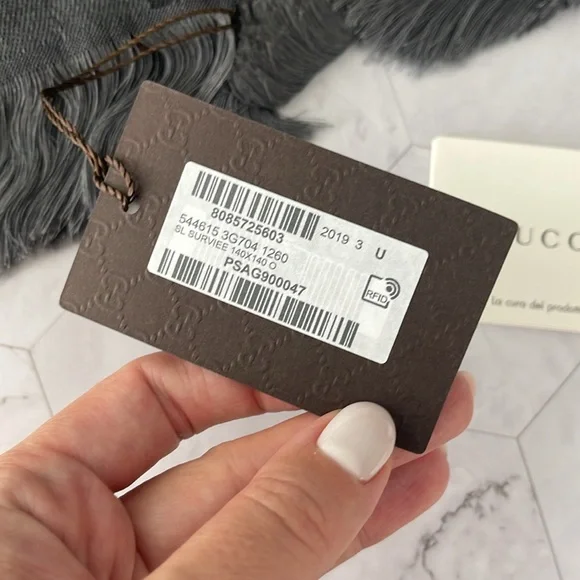 $1,100 New Authentic GUCCI Wool Silk GG Monogram Diamante Plaid Shawl Black